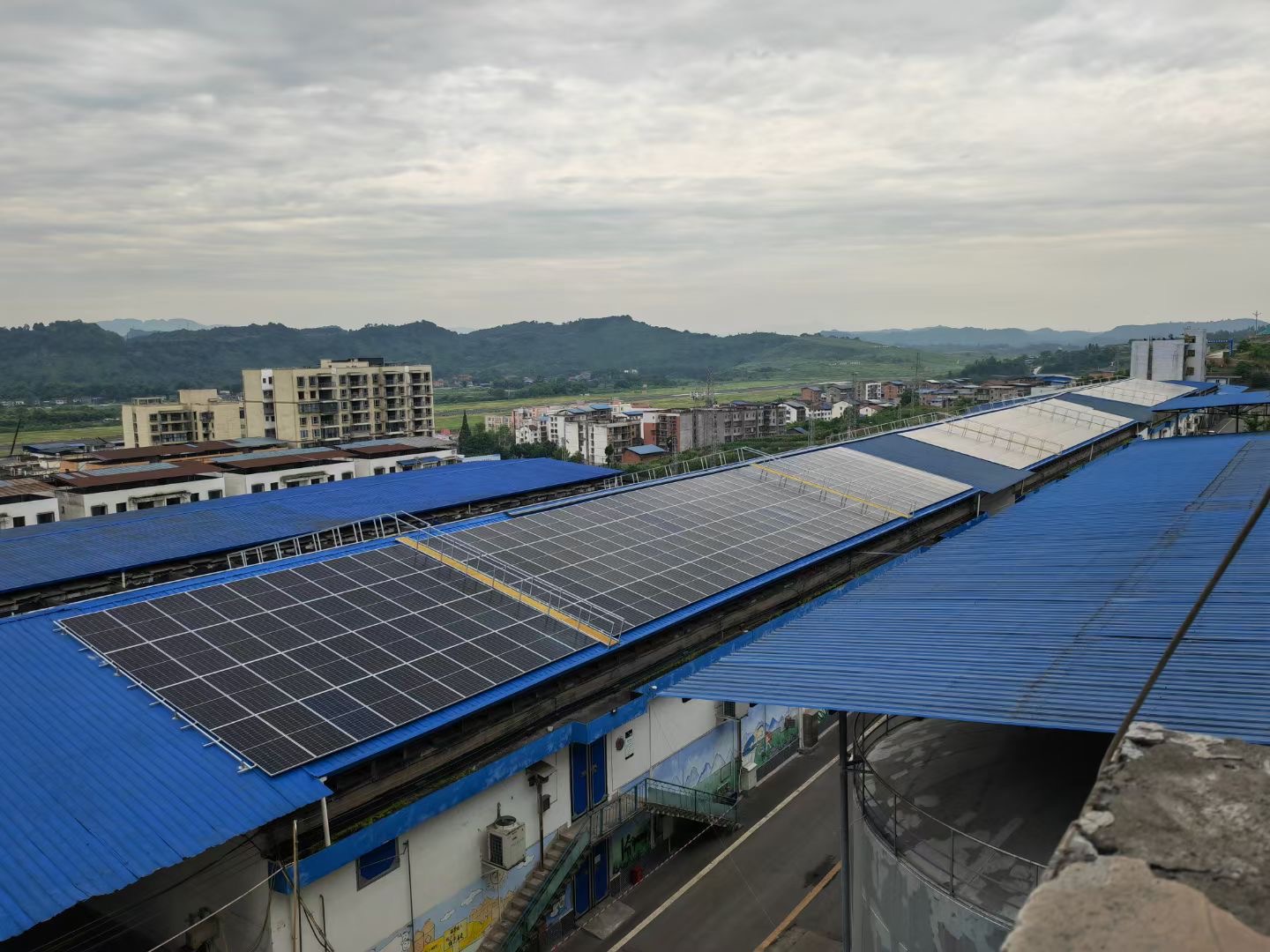 Is it cost-effective to install photovoltaic power generation in factories?cid=2